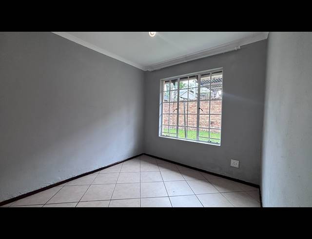 5 BEDROOM HOUSE TO LET IN STONEHENGE